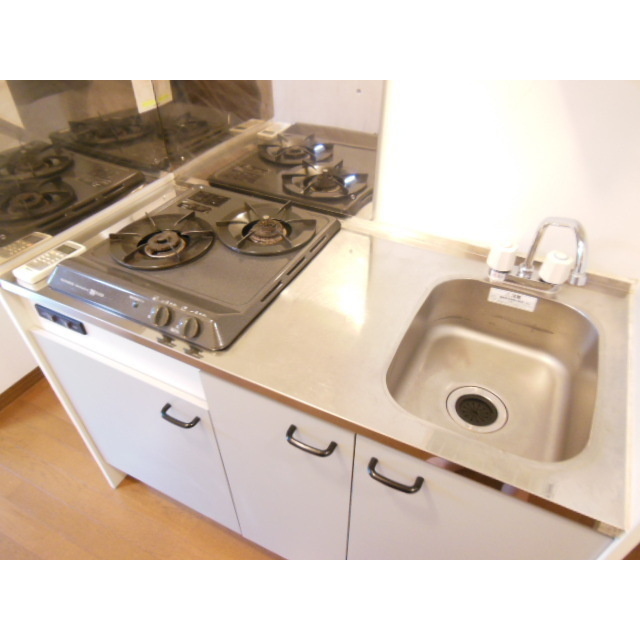 アムールⅡ　ＥＳＴのキッチン