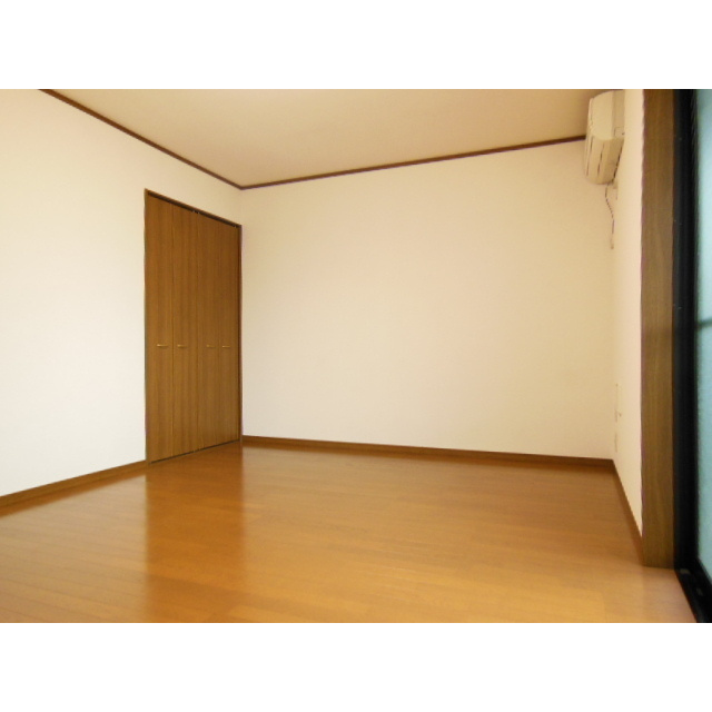 アムールⅡ　ＥＳＴの寝室