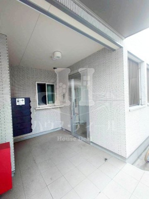 【エントランス】 | STKⅡ | 清潔なエントランスです