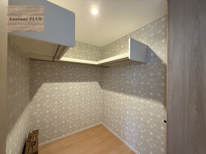 東大阪市中小阪1丁目　2号棟の収納