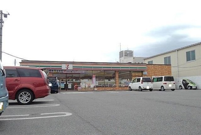 【周辺】 | ヴァン・ル－ジュＡ | セブンイレブン小笠原店まで800m