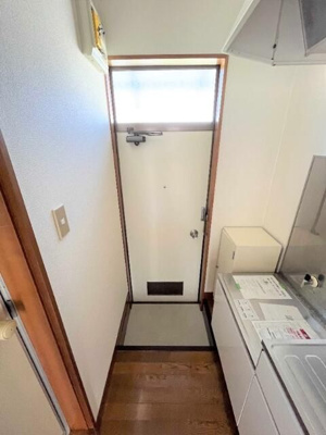 【玄関】 | サンライズ深大寺