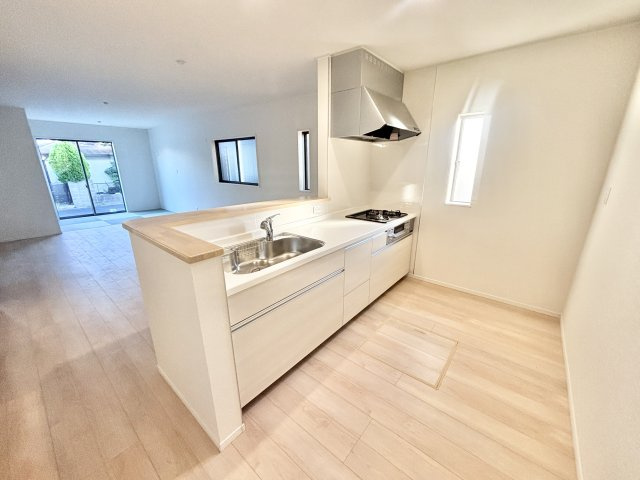 【仲介手数料無料／あま市七宝町】あま市七宝町鯰橋　第1　クレイドルガーデン　1号棟のキッチン