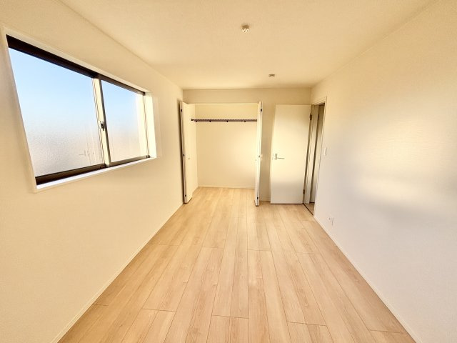 【仲介手数料無料／あま市七宝町】あま市七宝町鯰橋　第1　クレイドルガーデン　1号棟の洋室