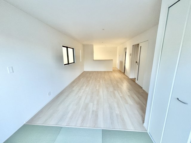 【仲介手数料無料／あま市七宝町】あま市七宝町鯰橋　第1　クレイドルガーデン　1号棟の居間・リビング