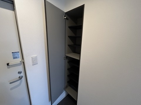 ジーメゾン見沼大和田フィエルテの玄関