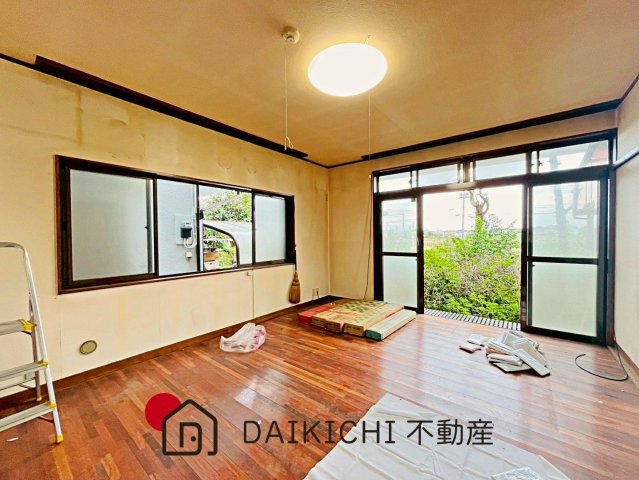 【居間・リビング】 | 北本市本宿7丁目　中古戸建