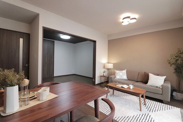 【居間・リビング】の画像