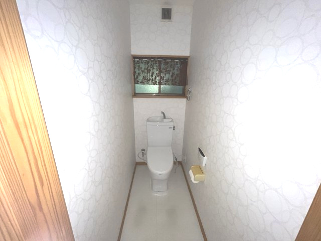 串間保育園そば　オール電化一戸建てのトイレ