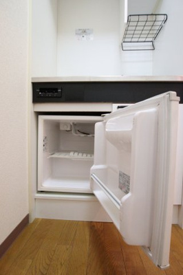 【設備】 | メゾンフェアリー | ワンドア冷蔵庫
