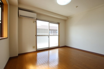 【洋室】 | メゾンフェアリー