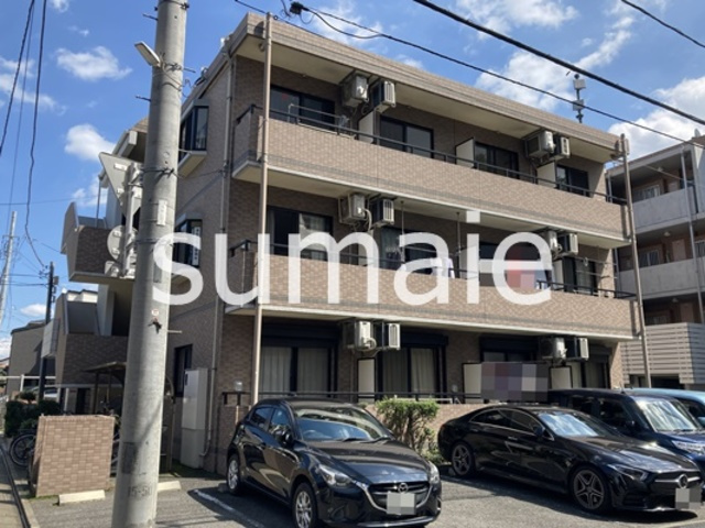 プレステージ２４の外観|鉄筋コンクリート造のマンションです。