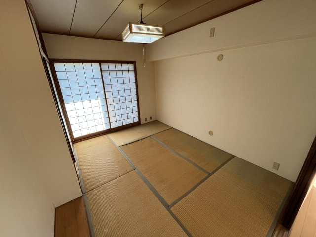 コスモ瀬田の和室|掘りごたつ有りです！