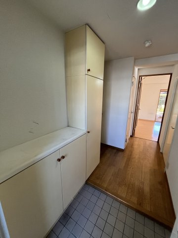 コスモ瀬田の玄関