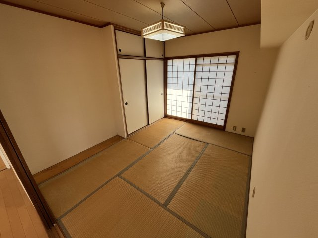 コスモ瀬田の和室|6帖の和室です