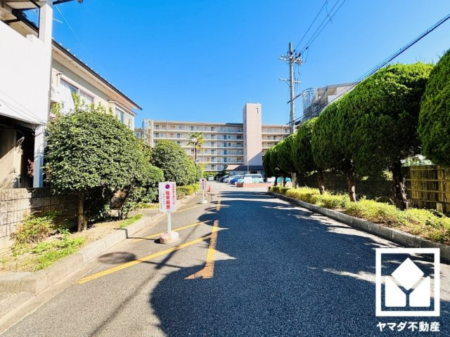 宇治大久保コープＡ棟の外観