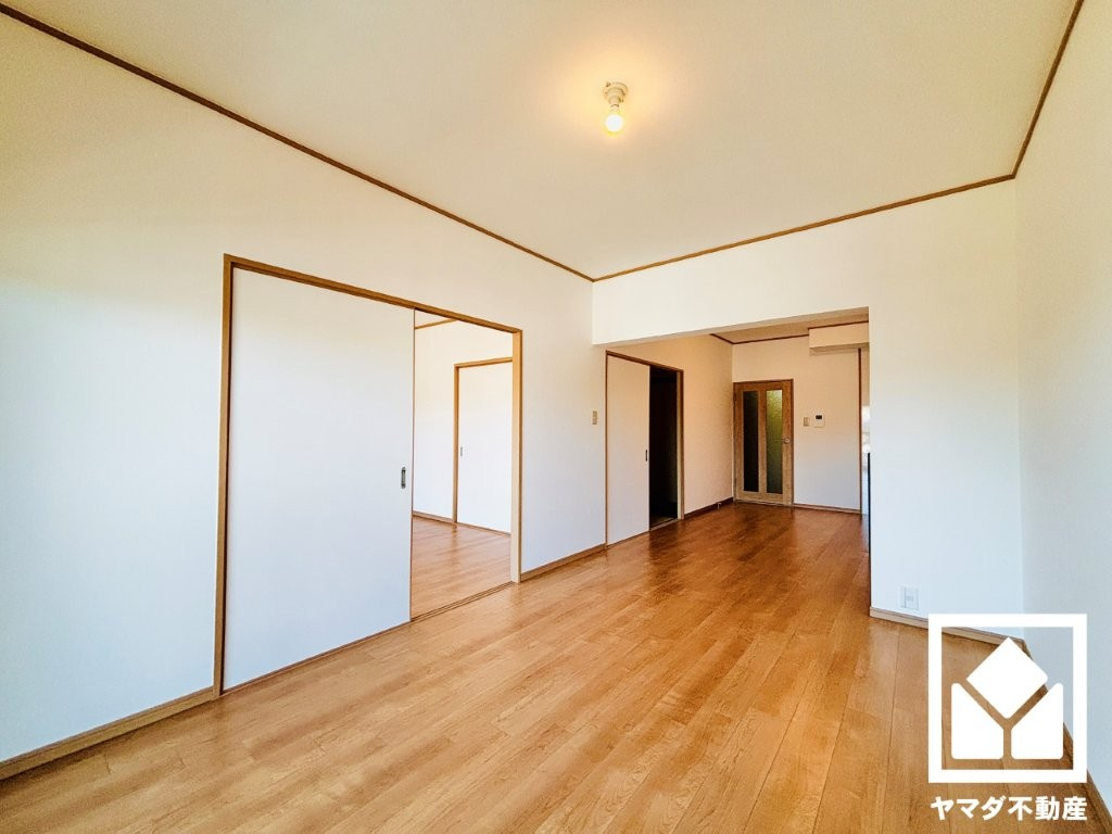 宇治大久保コープＡ棟の居間・リビング