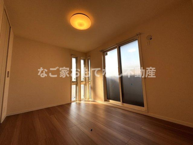 【その他】 | エトワール古城 | ※写真は別号室