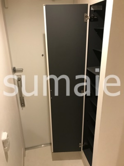 リブリ・ベルロードの収納|シューズボックスです。