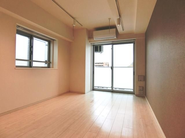 オーキッドレジデンス大泉学園の居間・リビング