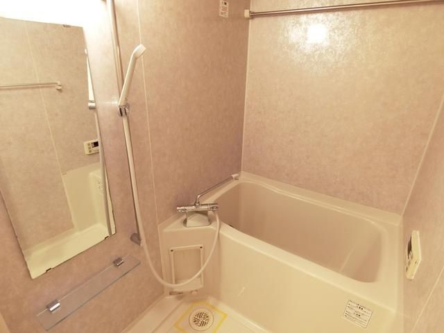 オーキッドレジデンス大泉学園の浴室