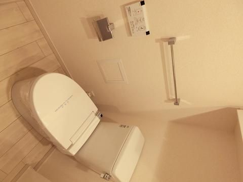 オーキッドレジデンス大泉学園のトイレ