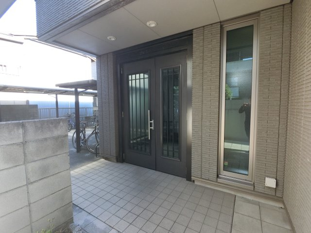 プリムコートのエントランス