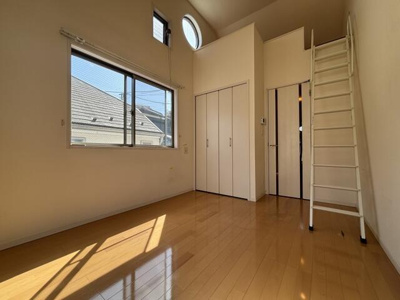 【居間・リビング】 | リーヴェルポート岸根公園Ⅱ