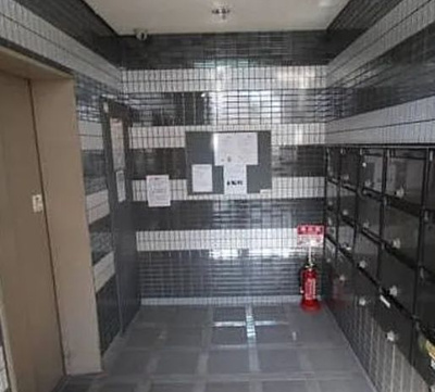 【エントランス】 | ファーストパークレジデンス | 落ち着いたエントランスです