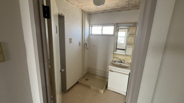コーポアカツキⅡの洗面所|別部屋の参考画像