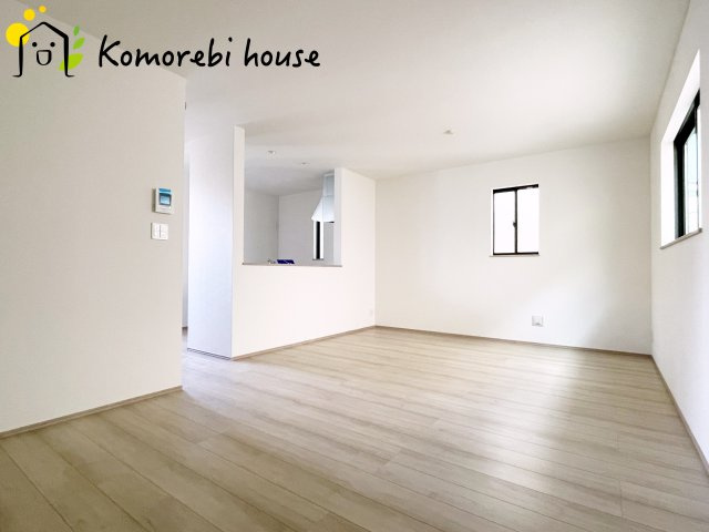 さいたま市北区盆栽町535番　新築一戸建て　ハートフルタウン　Aの居間・リビング|26.1.26　撮影済み