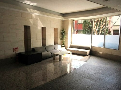 ライオンズステージ目黒本町のその他|ロビー　※2022年3月撮影