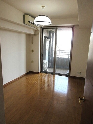 ライオンズステージ目黒本町の居間・リビング|洋室約7.0畳　※2022年3月撮影