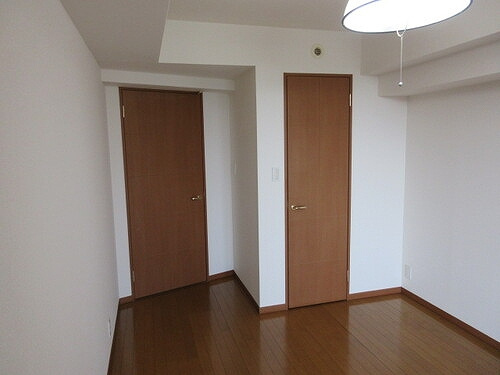 ライオンズステージ目黒本町の居間・リビング|洋室約7.0畳　※2022年3月撮影