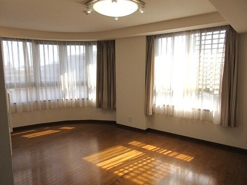 ライオンズステージ目黒本町の居間・リビング|リビングダイニング　※2022年3月撮影