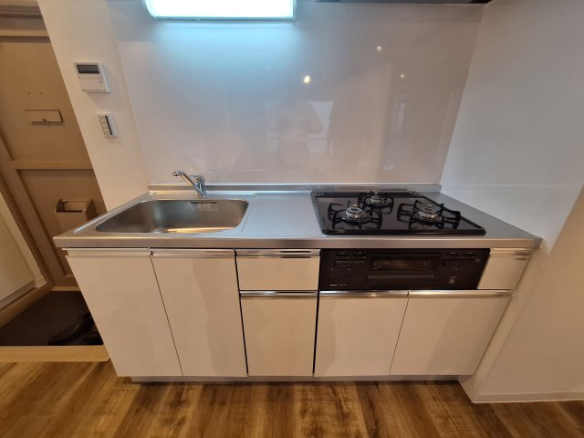 三和マンションのキッチン|お料理しやすいキッチンです