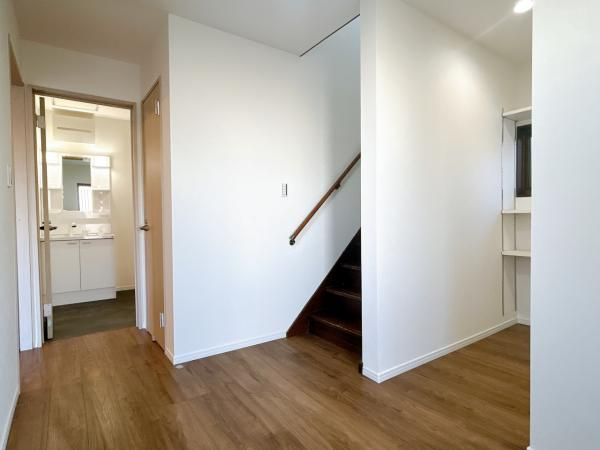 【内装】 | 1階ホール