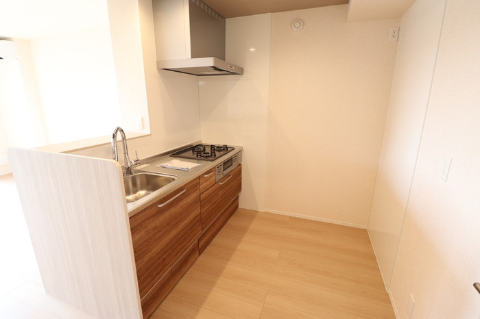 ハッピー プレイスのキッチン|キッチン 3口コンログリル付