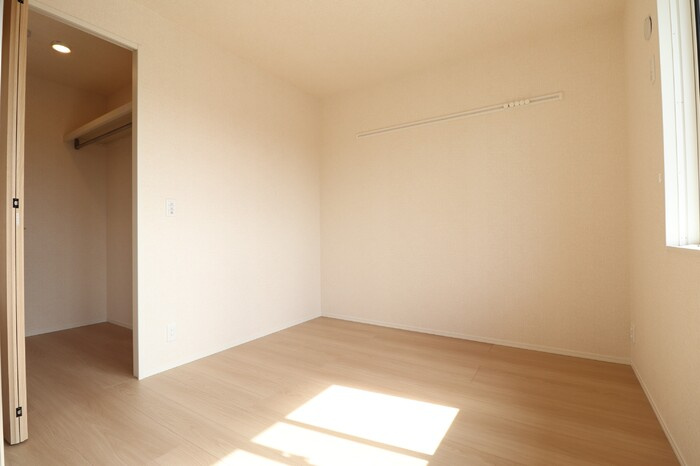 ハッピー プレイスの洋室|洋室 ４．６帖