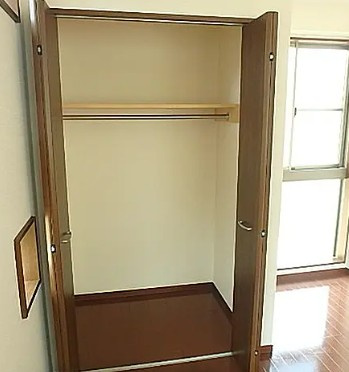 アールKの収納|※同建物別部屋参考写真