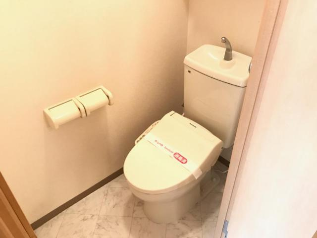 ピュアガーデン美穂のトイレ|シャワー付トイレ