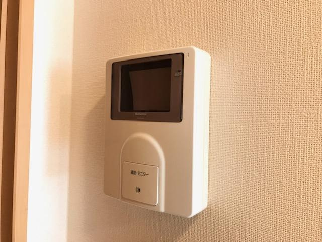 ピュアガーデン美穂の内装|カメラ付インターホン