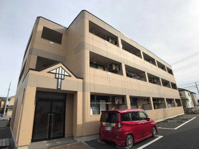 ピュアガーデン美穂の駐車場|外観写真（昼）