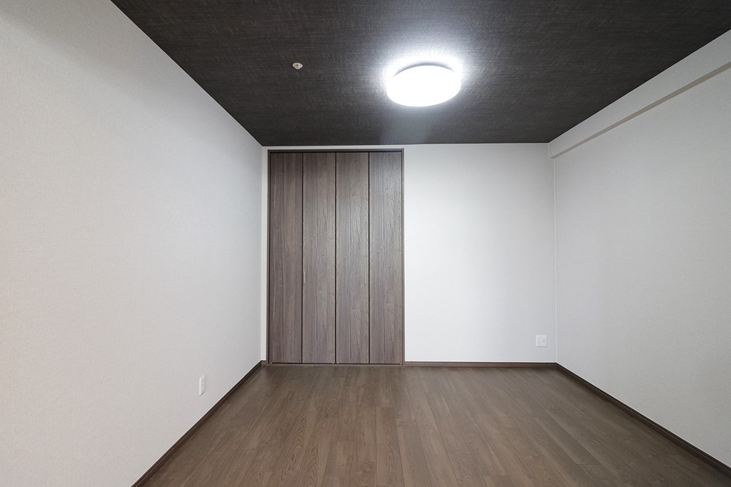 【寝室】の画像