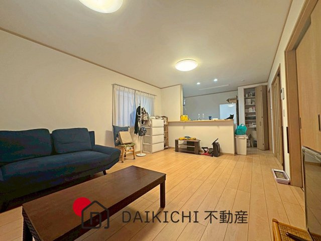 【居間・リビング】 | 鴻巣市袋　中古戸建