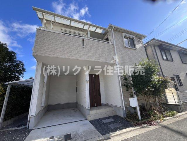 高柳4丁目　中古一戸建ての外観|新しい生活にいかがでしょうか？外観はお住まいの顔になります。こだわりたいポイントですね。外壁塗装や屋根塗装のご相談も承っております。
■現地内覧・資金計画相談・住宅ローン相談もお問合せ受付中■