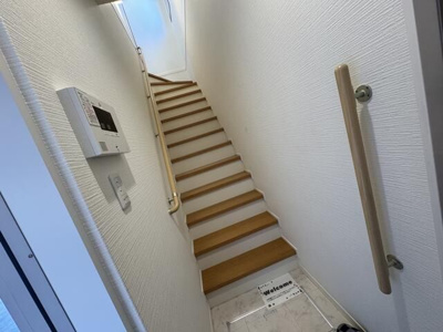 【玄関】 | ロイヤルガレージ町田