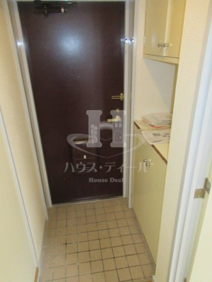 【玄関】 | ルミエール蓮根 | シンプルで使いやすい玄関です