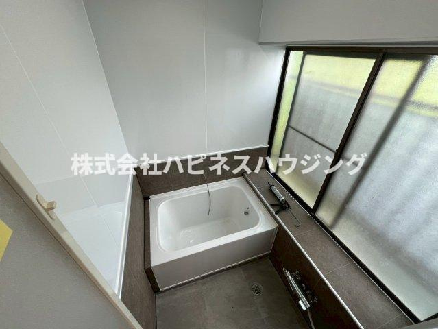 ペット多頭飼い戸張アンティークモダンリノベ戸建の浴室