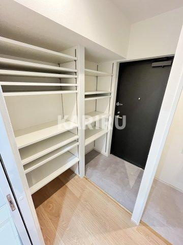 アプリーレ大阪城北の玄関